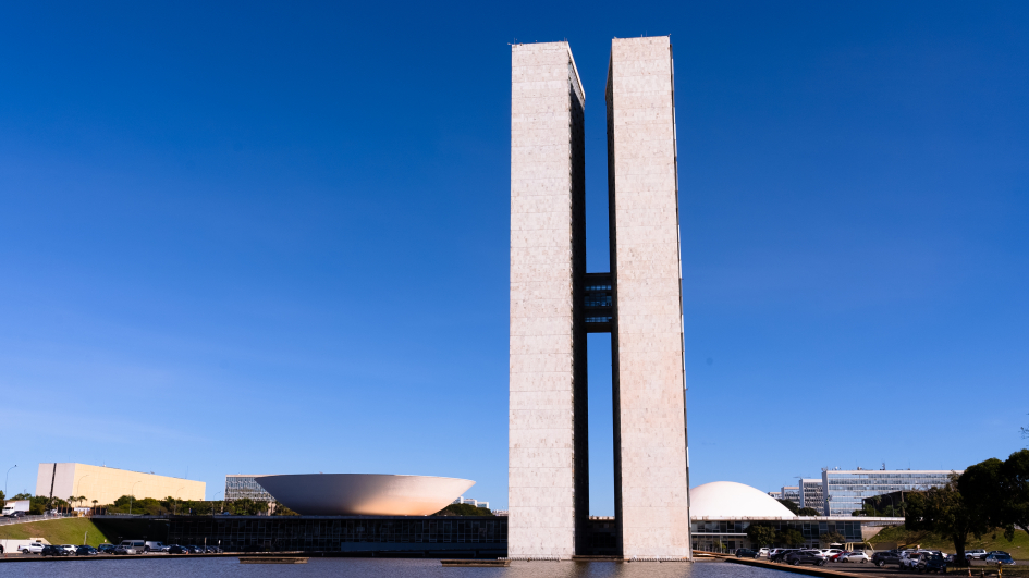 Contribuição previdenciária de aposentadas, aposentados e pensionistas - o que está em debate no momento