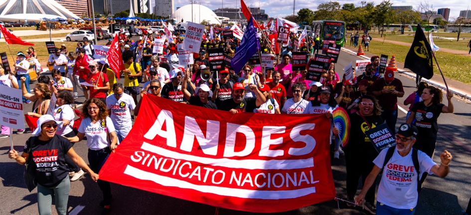 MGI envia pontos do Termo de Acordo para avalia&ccedil;&atilde;o das categorias; Adufmat-Ssind far&aacute; o debate nessa sexta-feira, 21/06