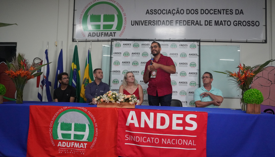 Territ&oacute;rios Amaz&ocirc;nicos II: tem in&iacute;cio, em Sinop, evento marcado pela resist&ecirc;ncia e defesa da educa&ccedil;&atilde;o p&uacute;blica